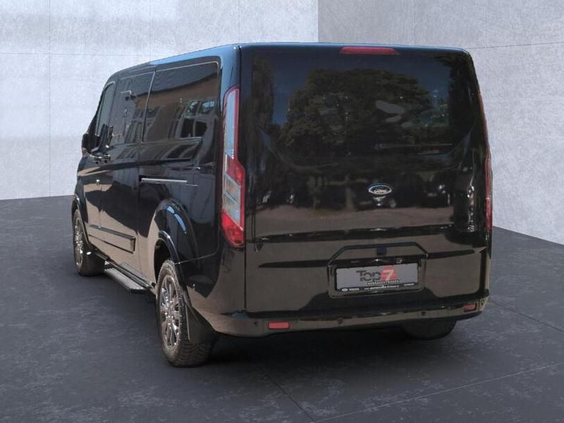 Gebraucht Ford Tourneo Custom 96 PS (70 kW) 2021 Schwarz Van