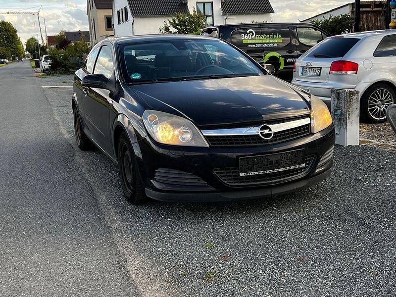 Schwarz Gebraucht 2008 Opel Astra GTC Limousine | 850 € (Superpreis) - Bild 1/4