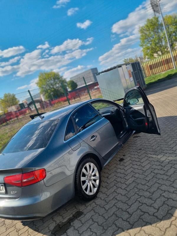 Gebraucht Audi A4 211 PS (155 kW) 2013 Silber Limousine