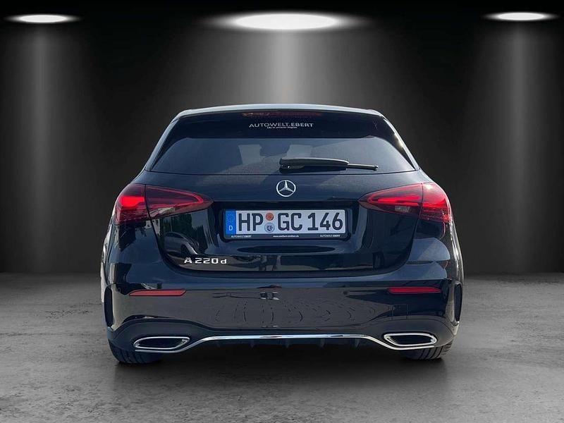 Gebraucht Mercedes A220 AMG 190 PS (139 kW) 2024 Kosmosschwarz Kleinwagen