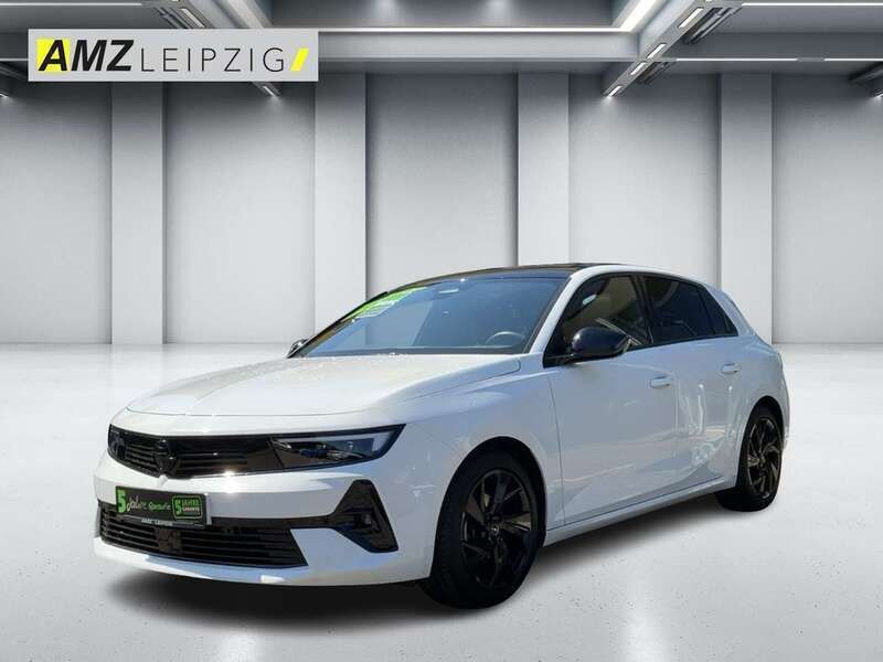 Jade weiss/arktis weiss Gebraucht 2022 Opel Astra GS Line Limousine | 21.900 € (Fairer Preis) - Bild 1/4