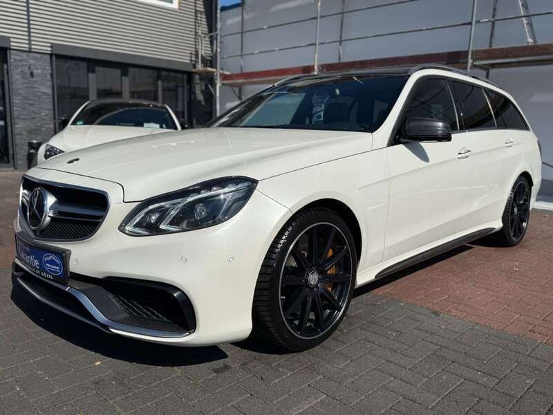 Weiß Gebraucht 2015 Mercedes E63S AMG AMG Kombi | 36.950 € (Fairer Preis) - Bild 1/4