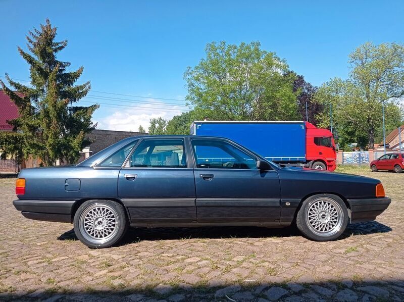 Gebraucht Audi 100 133 PS (97 kW) 1990 Blau Limousine