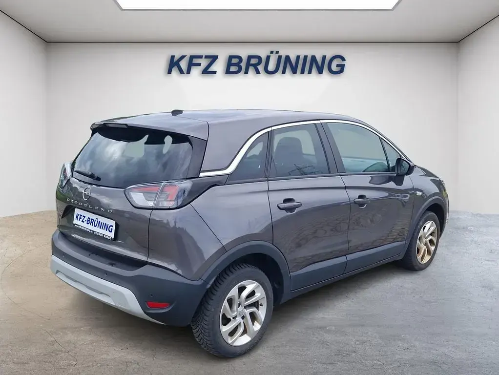 Gebraucht Opel Crossland Elegance 110 PS (80 kW) 2024 Vulkan grau metallic (metallic) SUV