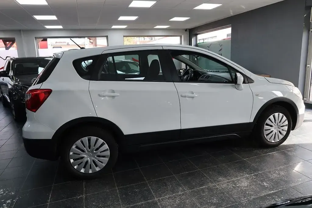 Gebraucht Suzuki SX4 S-Cross 120 PS (88 kW) 2015 Weiß SUV