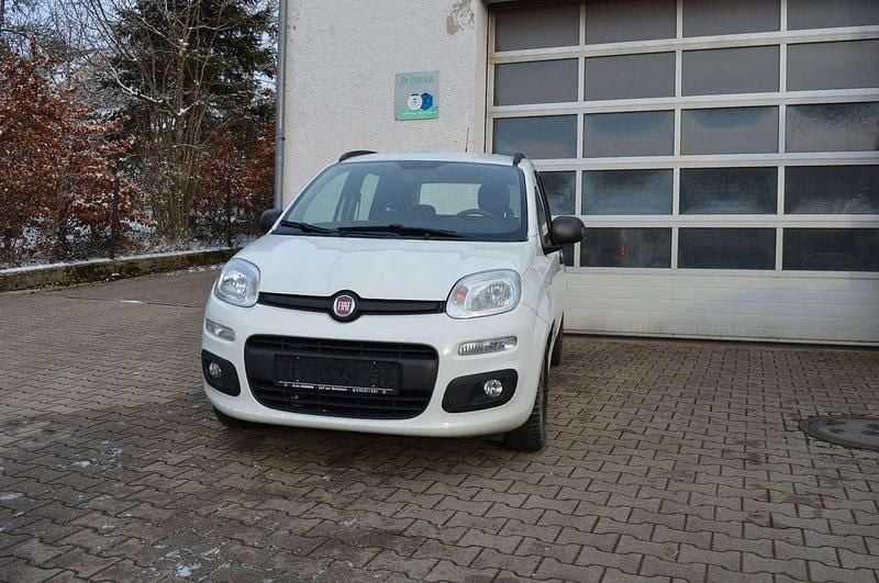 Weiß Gebraucht 2017 Fiat Panda Easy Kleinwagen | 6.400 € (Fairer Preis) - Bild 1/4