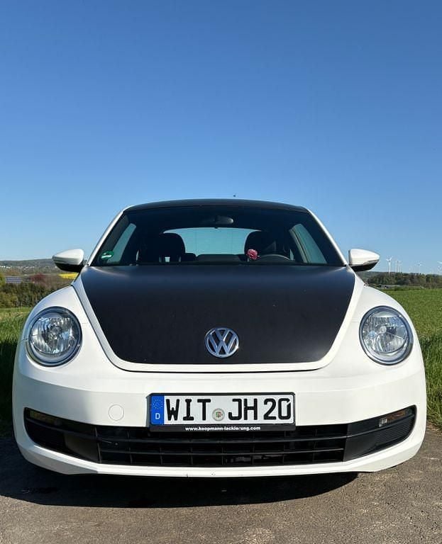 Usata VW Beetle 105 CV (77 kW) 2013 Bianco Utilitaria