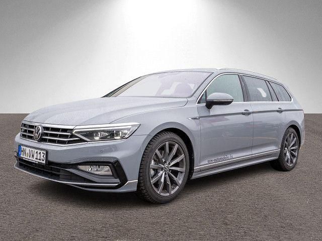 Gebraucht VW Passat R-line 200 PS (147 kW) 2023 Grau Kombi