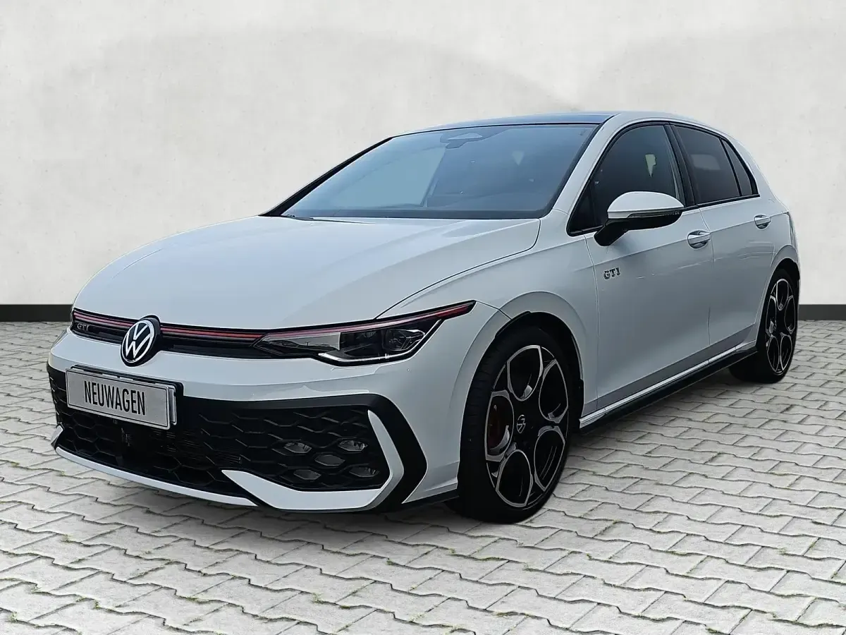 Neu VW Golf VIII GTI 265 PS (194 kW) 2026 Purewhite Limousine