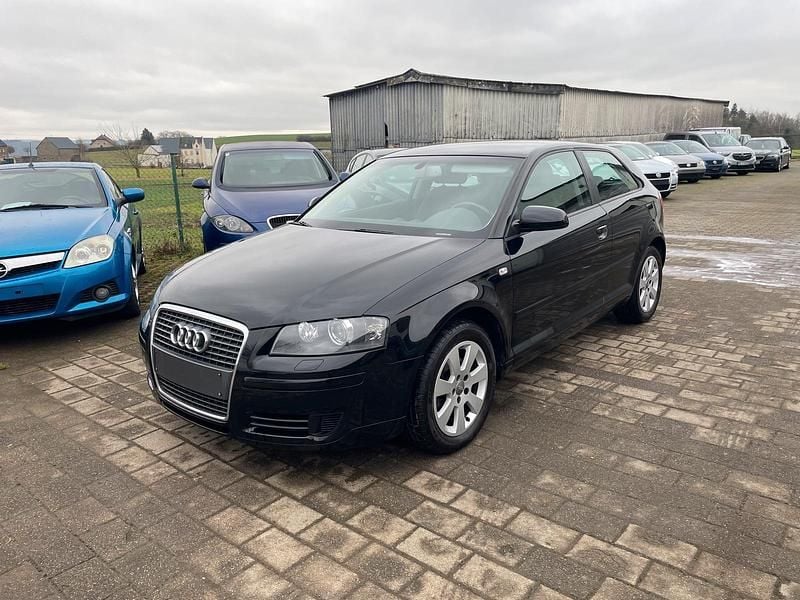 Gebraucht Audi A3 Ambiente 160 PS (117 kW) 2007 Schwarz Kleinwagen