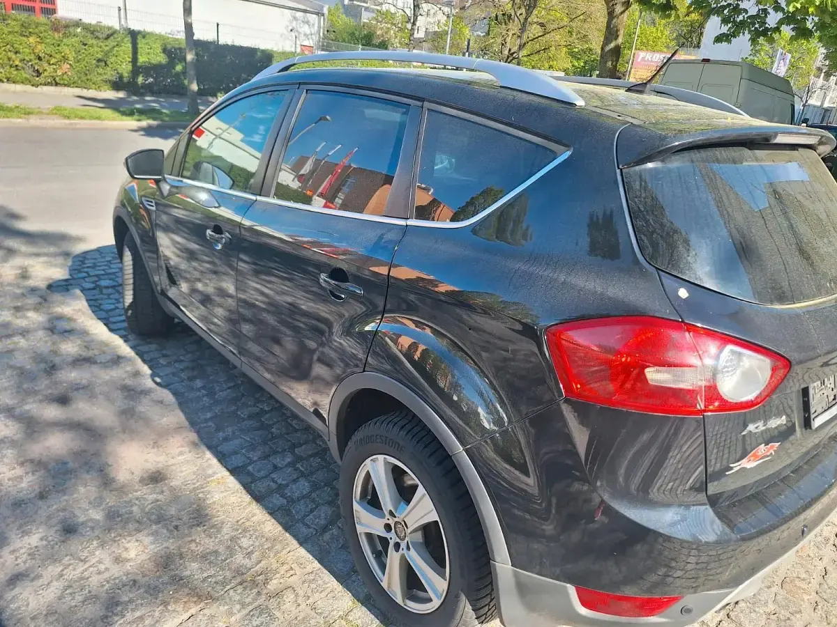 Używany Ford Kuga 140 KM (102 kW) 2012 Czarny SUV