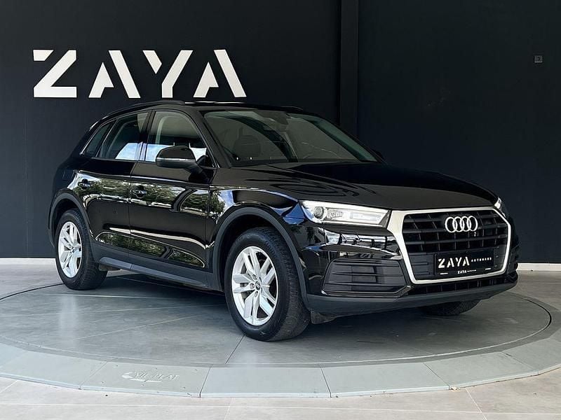 Brilliantschwarz Gebraucht 2018 Audi Q5 Ambiente SUV | 17.950 € (Guter Preis) - Bild 1/4