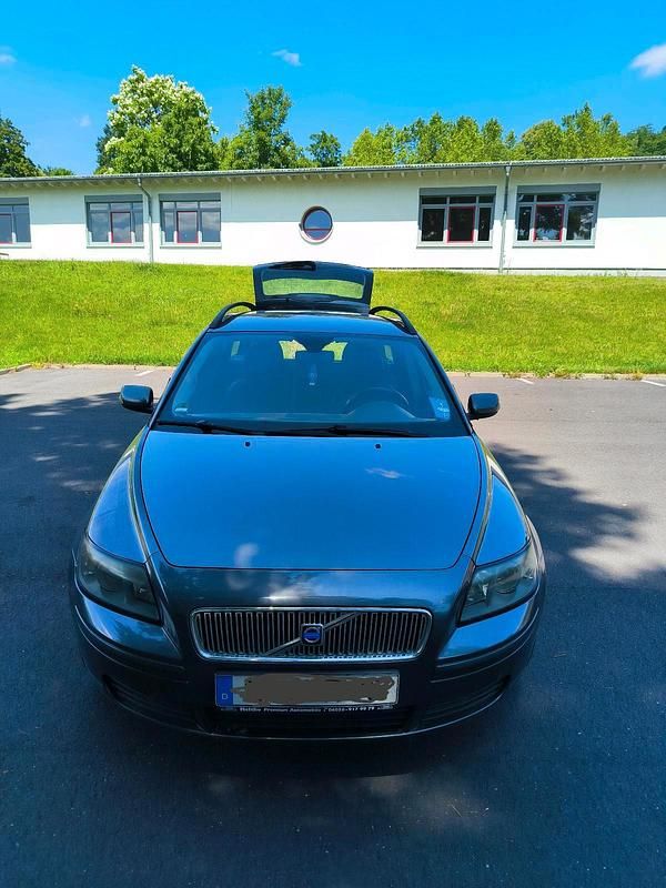 Gebraucht 2004 Volvo V50 Kombi | 1.300 € (Guter Preis) - Bild 1/4