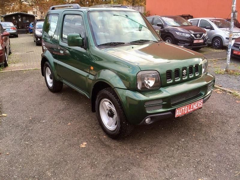 Grün Gebraucht 2009 Suzuki Jimny SUV | 8.999 € (Guter Preis) - Bild 1/4