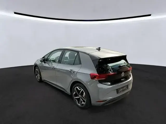 Gebraucht VW ID.3 Pure 110 kW (150 PS) 2022 Mondsteingrau Kleinwagen