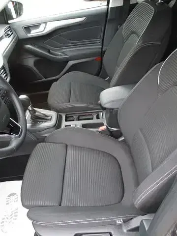 Gebraucht Ford Focus Titanium X 125 PS (91 kW) 2023 Magnetic Kombi