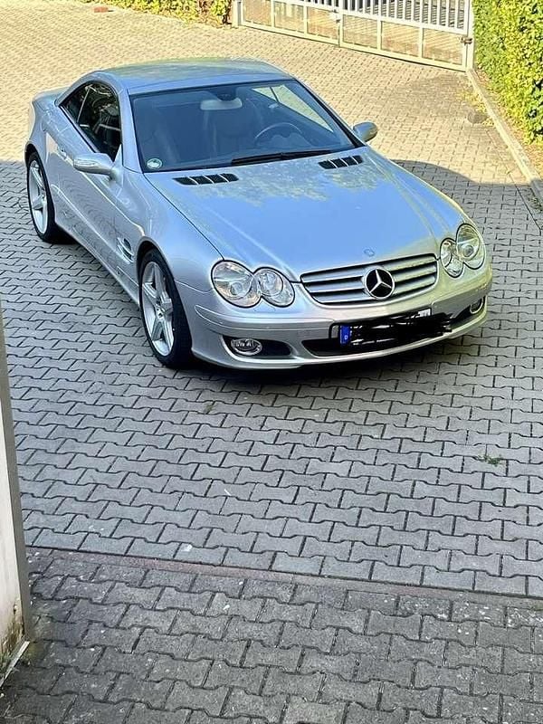 Grau Gebraucht 2007 Mercedes SL500 Cabrio | 28.500 € (Fairer Preis) - Bild 1/4