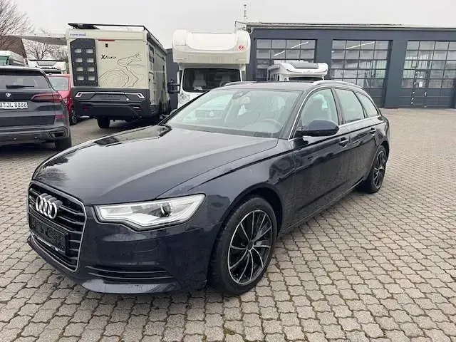 Gebraucht Audi A6 Business 245 PS (180 kW) 2012 Blau Kombi