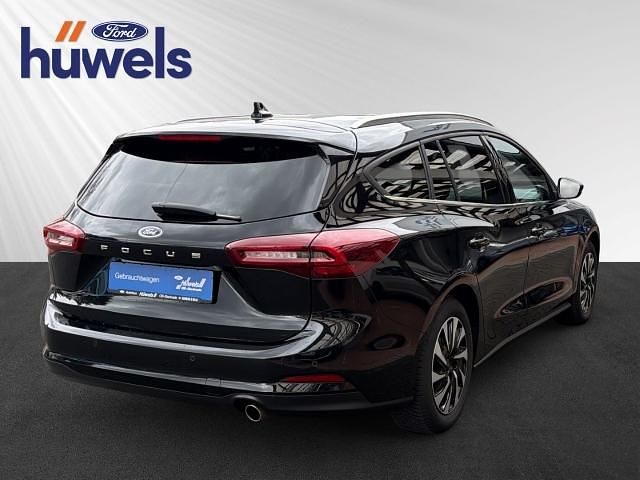 Gebraucht Ford Focus Titanium 125 PS (91 kW) 2024 Schwarz Kombi