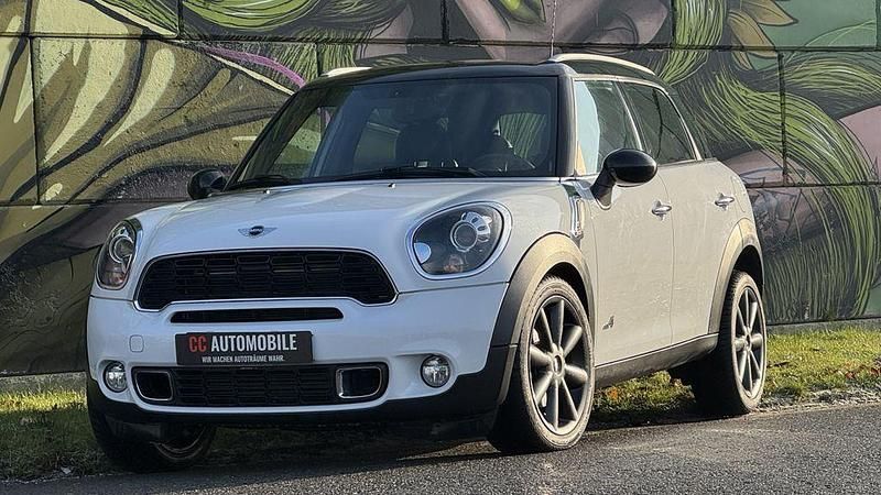 Weiß Gebraucht 2012 Mini Cooper SD Countryman SUV | 10.880 € (Etwas zu teuer) - Bild 1/4