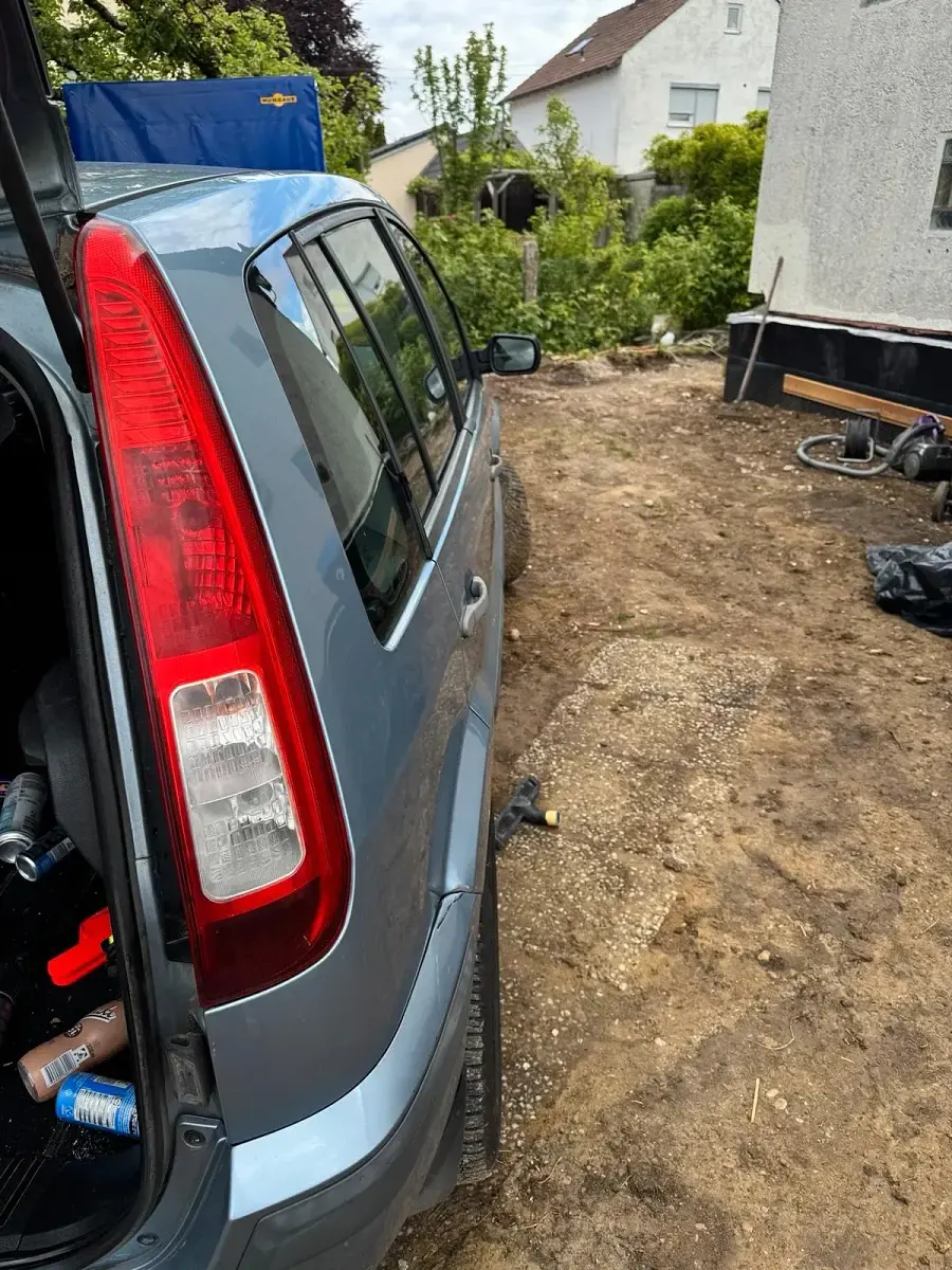 Gebraucht Ford Fusion 100 PS (73 kW) 2006 Blau Kleinwagen