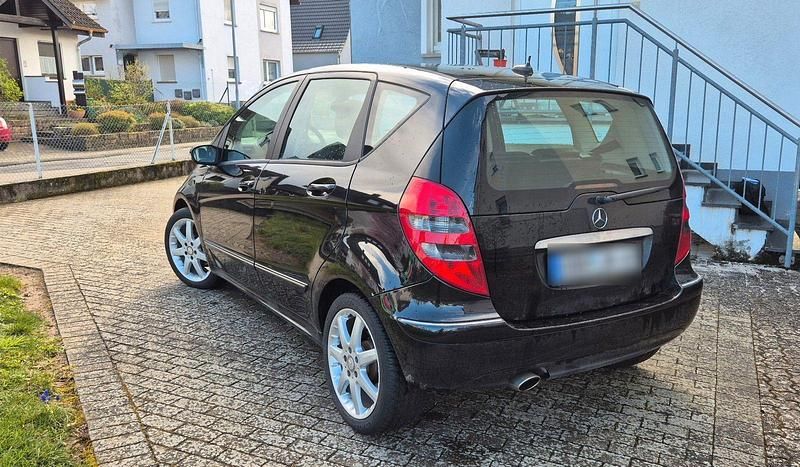 Gebraucht Mercedes A150 Avantgarde 95 PS (69 kW) 2007 Schwarz Kleinwagen