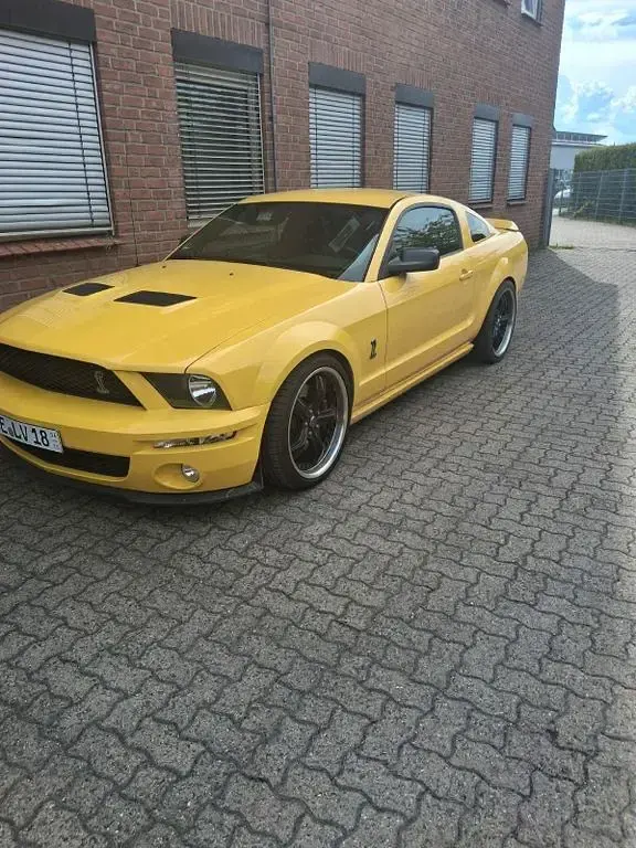 Gebraucht Ford Mustang 306 PS (225 kW) 2006 Gelb Coupé