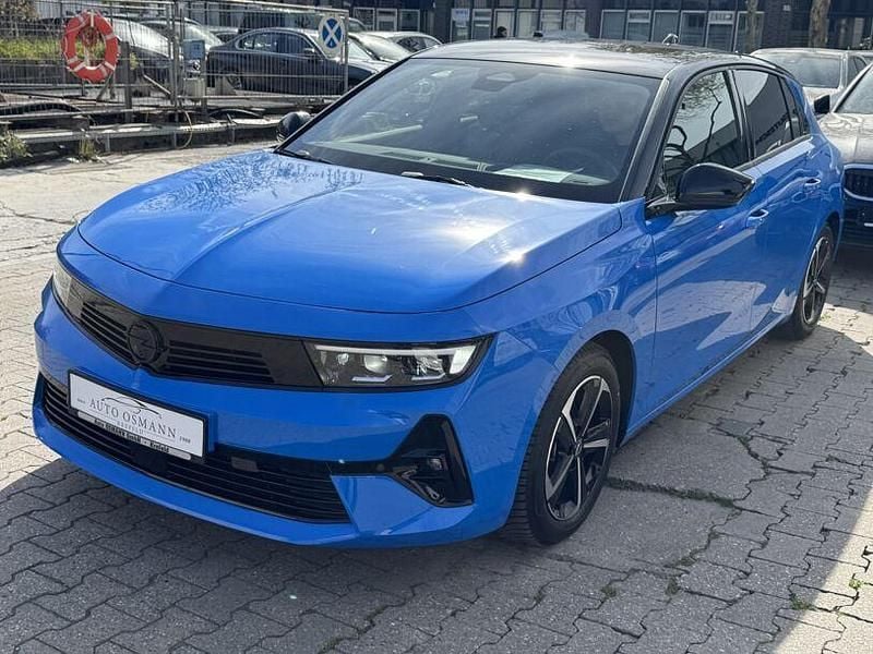 Gebraucht Opel Astra 131 PS (96 kW) 2025 Andere Limousine
