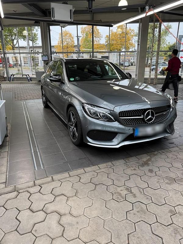 Grau Gebraucht 2017 Mercedes C43 AMG AMG Kombi | 29.500 € (Fairer Preis) - Bild 1/4