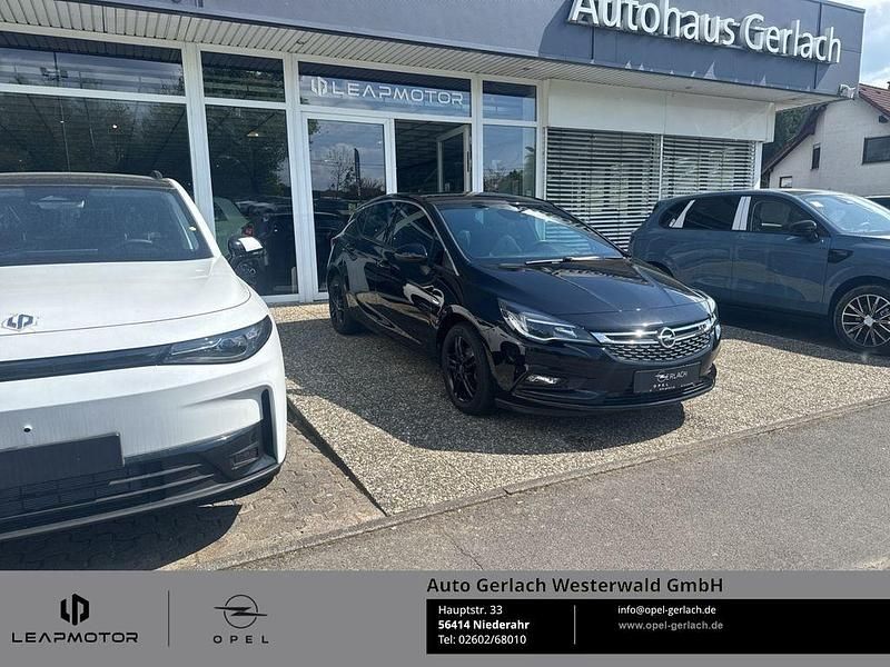 Usata Opel Astra Dynamic 150 CV (110 kW) 2017 Nero Berlina