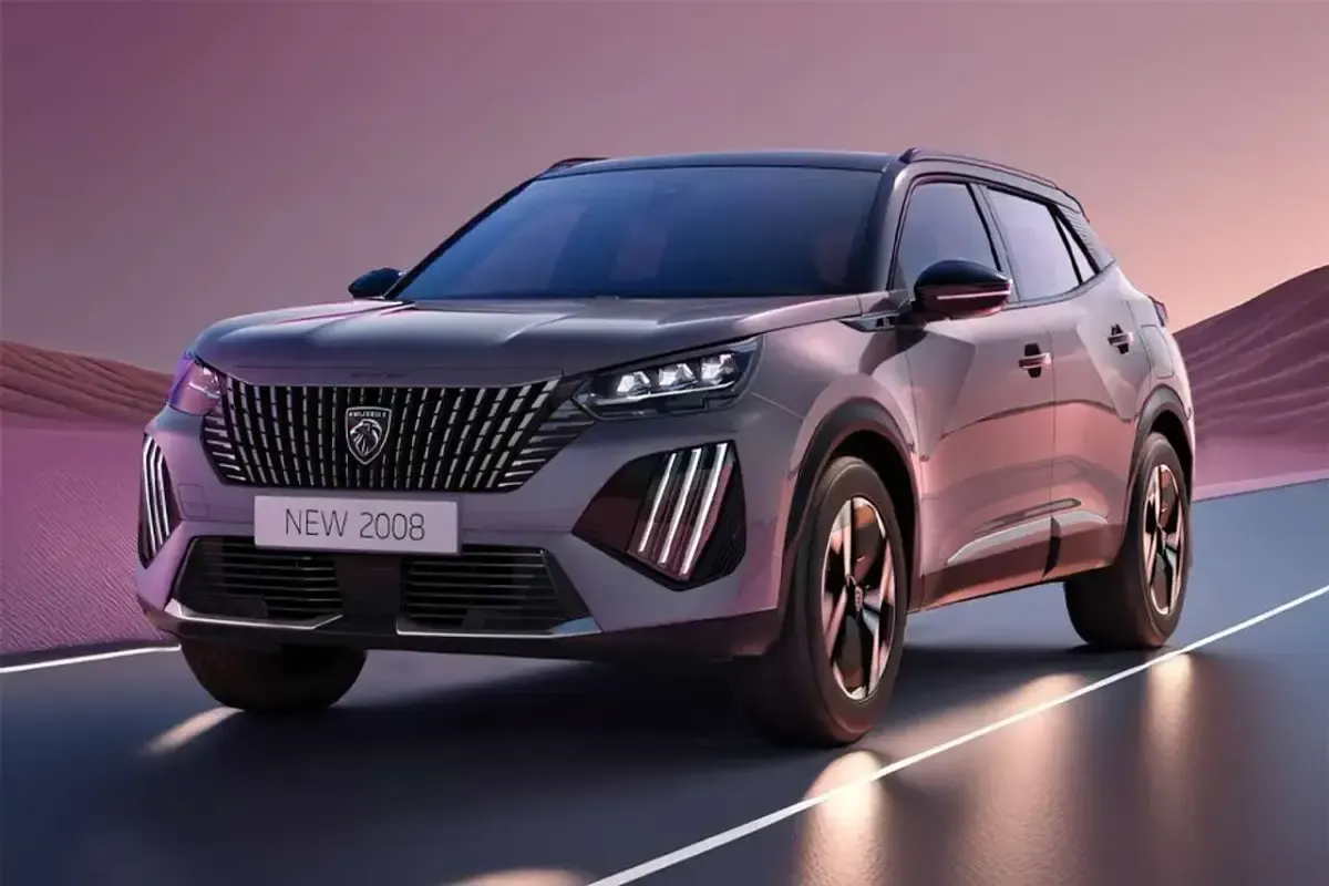 Neu Peugeot 2008 GT 136 PS (100 kW) 2025 Grau SUV