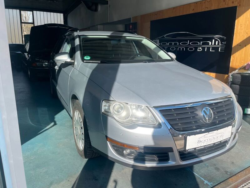 Silber Gebraucht 2011 VW Passat Trendline Kombi | 3.950 € (Guter Preis) - Bild 1/4