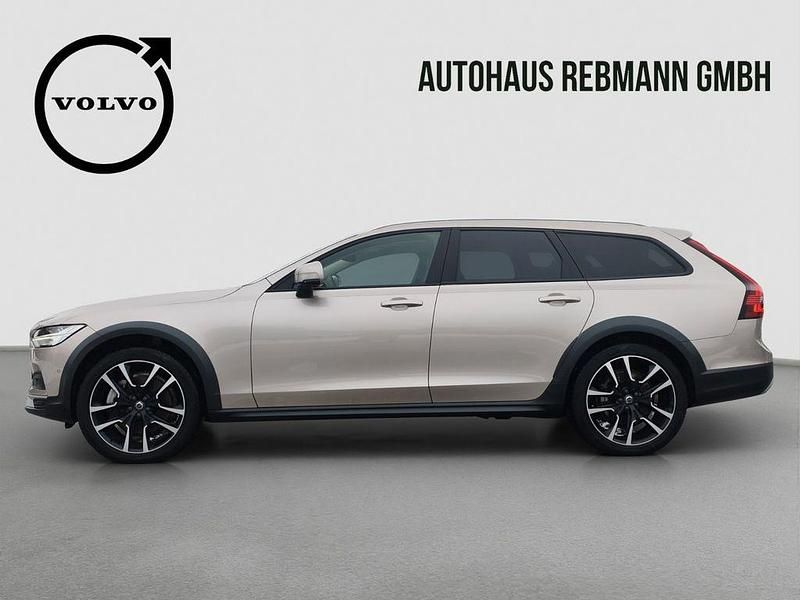 Gebraucht Volvo V90 CC Ultimate 250 PS (183 kW) 2024 Beige Kombi