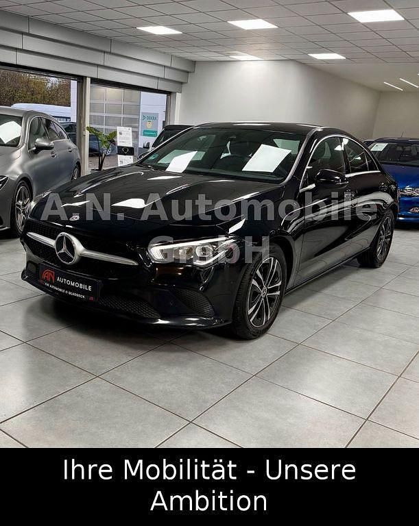 Gebraucht Mercedes CLA180 136 PS (100 kW) 2023 Schwarz Limousine