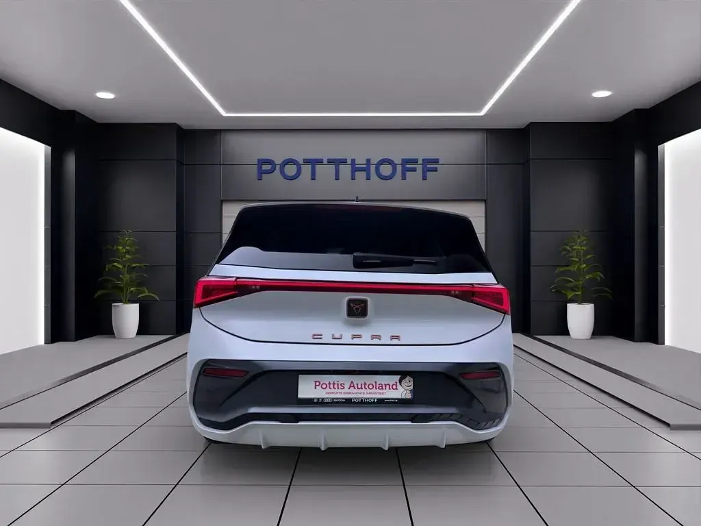 Gebraucht Cupra Born 169 kW (231 PS) 2024 Eisweiß Kleinwagen