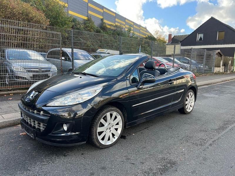 Schwarz Gebraucht 2011 Peugeot 207 CC Platinum Cabrio | 3.999 € (Fairer Preis) - Bild 1/4