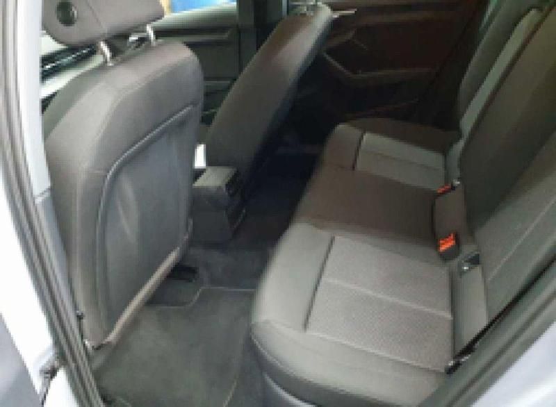 Gebraucht Audi A3 Advanced 110 PS (80 kW) 2023 Florettsilber metallic Limousine