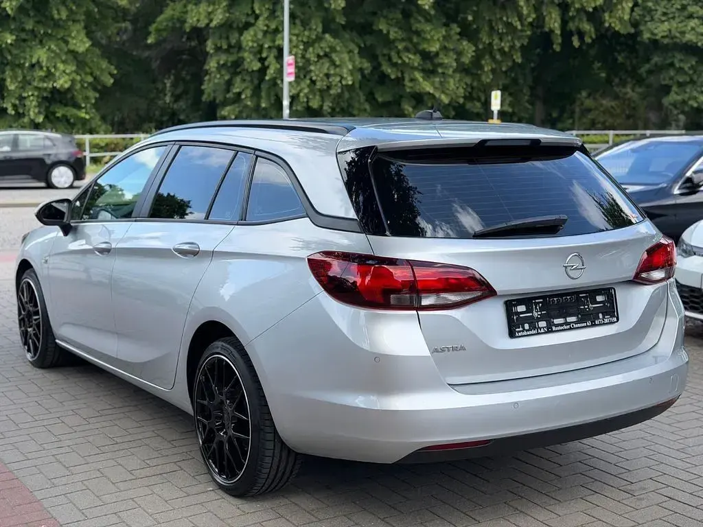 Gebraucht Opel Astra Business 122 PS (89 kW) 2021 Silber Kombi