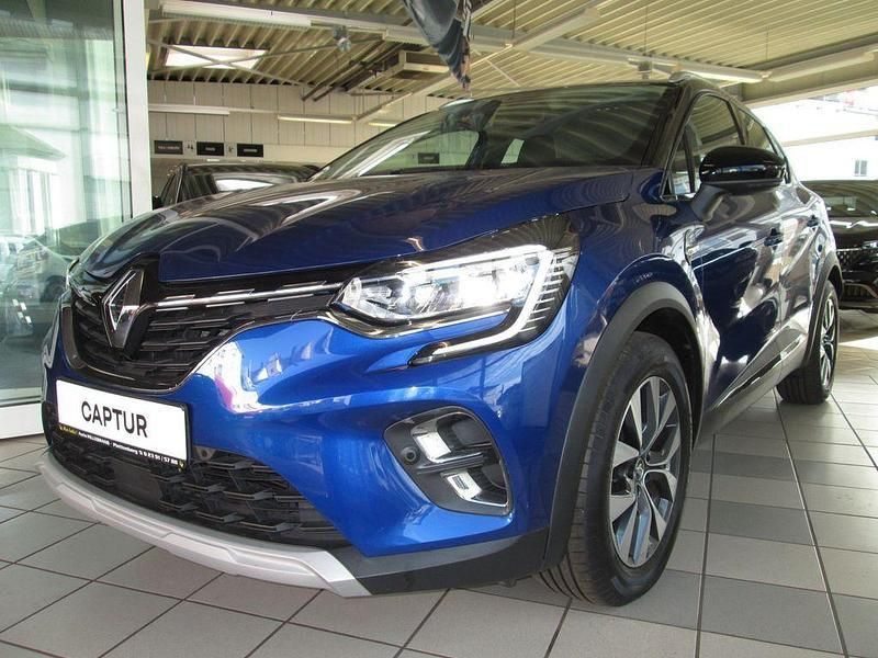 Blau Gebraucht 2021 Renault Captur Intens SUV | 18.900 € (Fairer Preis) - Bild 1/4