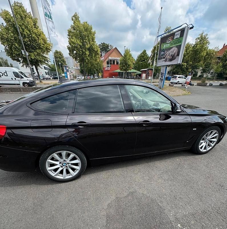 Gebraucht BMW 335 306 PS (225 kW) 2014 Braun Limousine