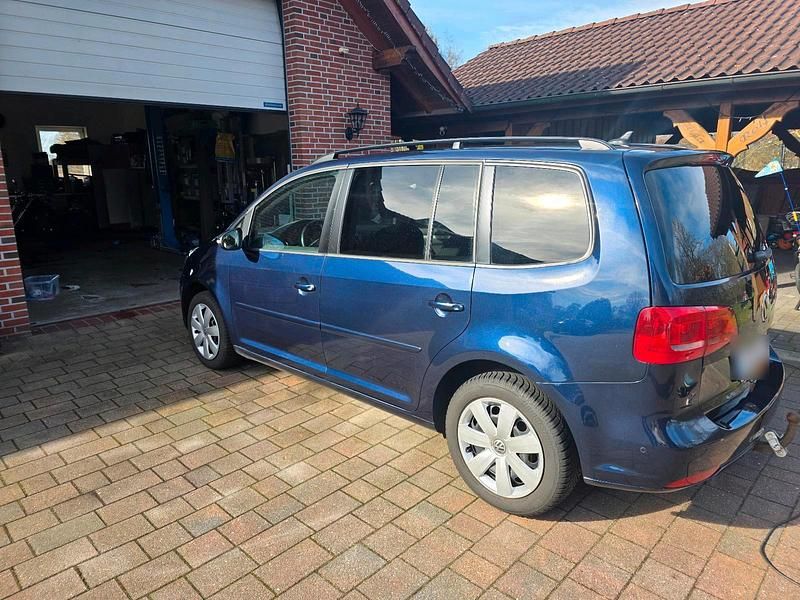 Gebraucht VW Touran 105 PS (77 kW) 2012 Blau Van / Kleinbus