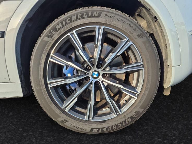 Gebraucht BMW X6 M Sport 530 PS (389 kW) 2024 Brooklyn grau metallic SUV