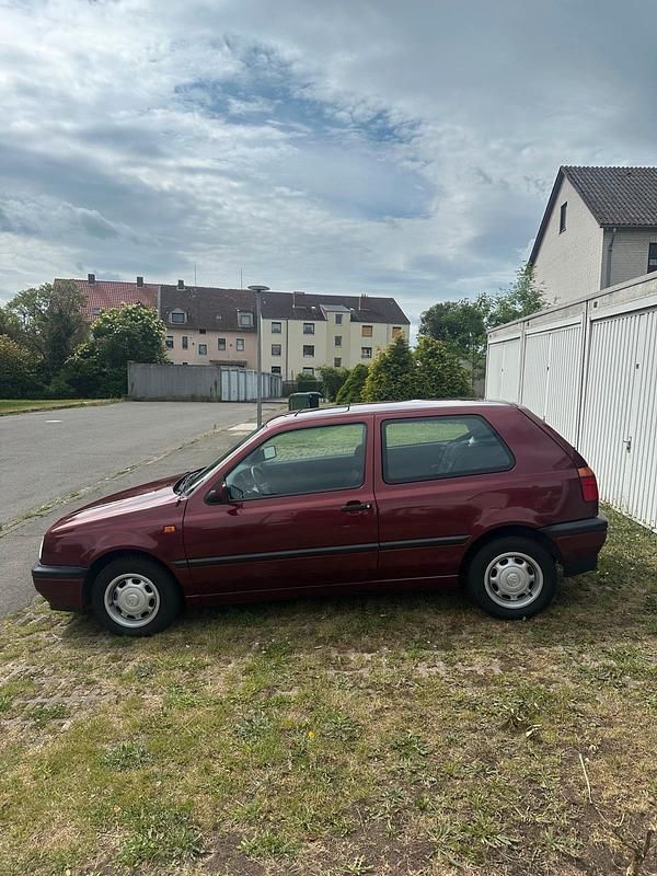 Gebraucht VW Golf III 75 PS (55 kW) 1993 Rot Kleinwagen