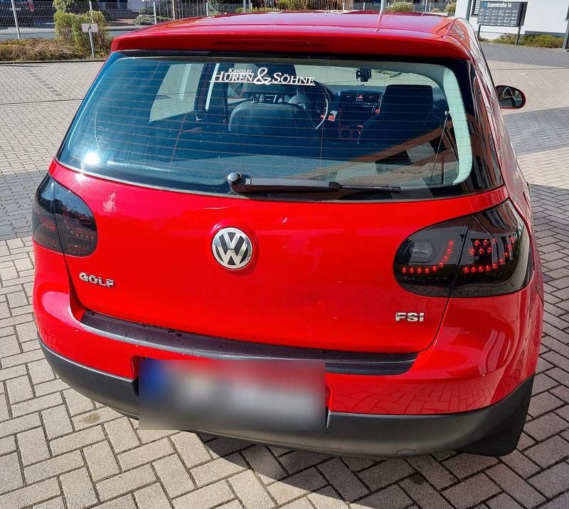 Gebraucht VW Golf IV Trendline 90 PS (66 kW) 2004 Rot Kleinwagen