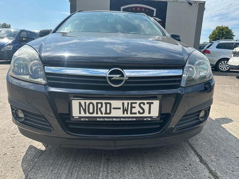 Gebraucht Opel Astra Edition 105 PS (77 kW) 2005 Schwarz Kombi