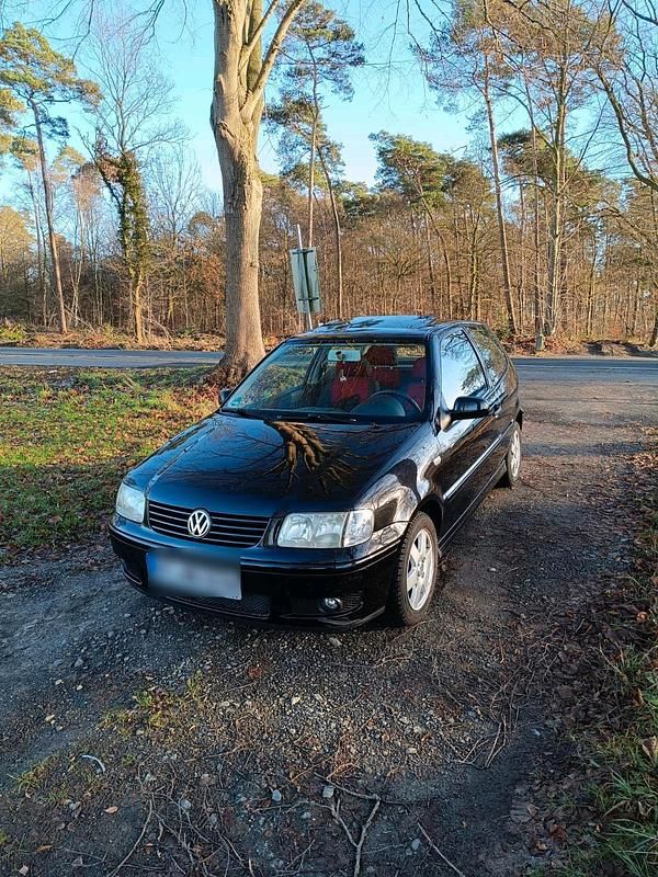 Schwarz Gebraucht 2000 VW Polo Kleinwagen | 580 € (Guter Preis) - Bild 1/4