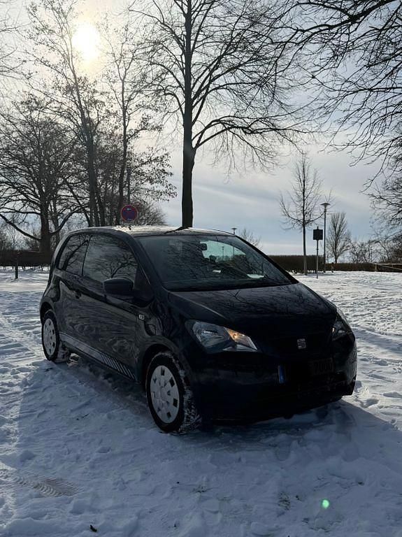 Gebraucht Seat Mii 60 PS (44 kW) 2013 Schwarz Kleinwagen