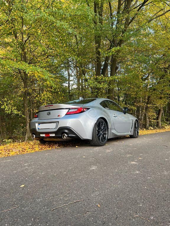 Gebraucht Toyota GR86 234 PS (172 kW) 2024 Silber Coupé