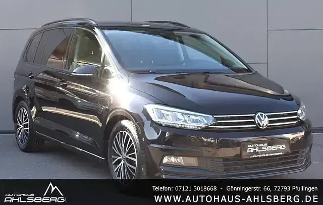 Gebraucht VW Touran Comfortline 150 PS (110 kW) 2024 Schwarz Van / Kleinbus