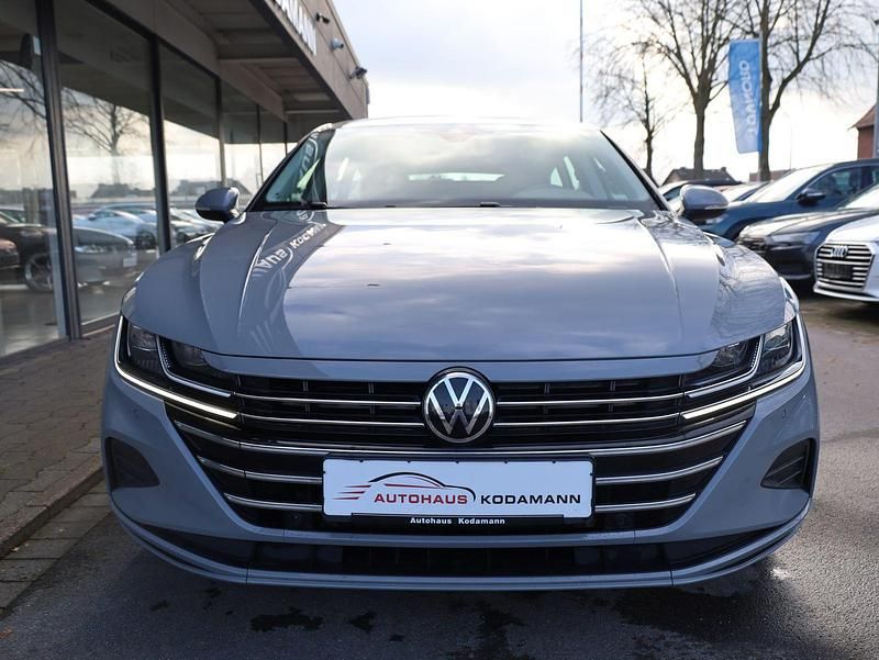 Gebraucht VW Arteon 150 PS (110 kW) 2022 Grau Kombi